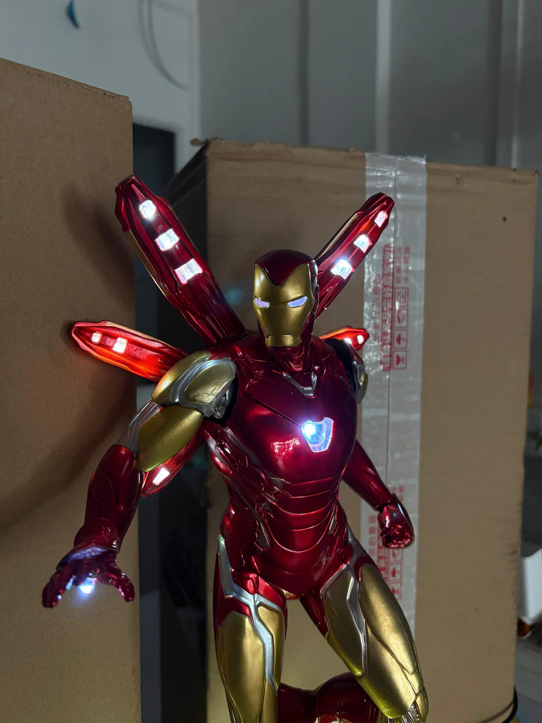 Iron Man LED Statue – 45cm Marvel Superhero Collectible Figure