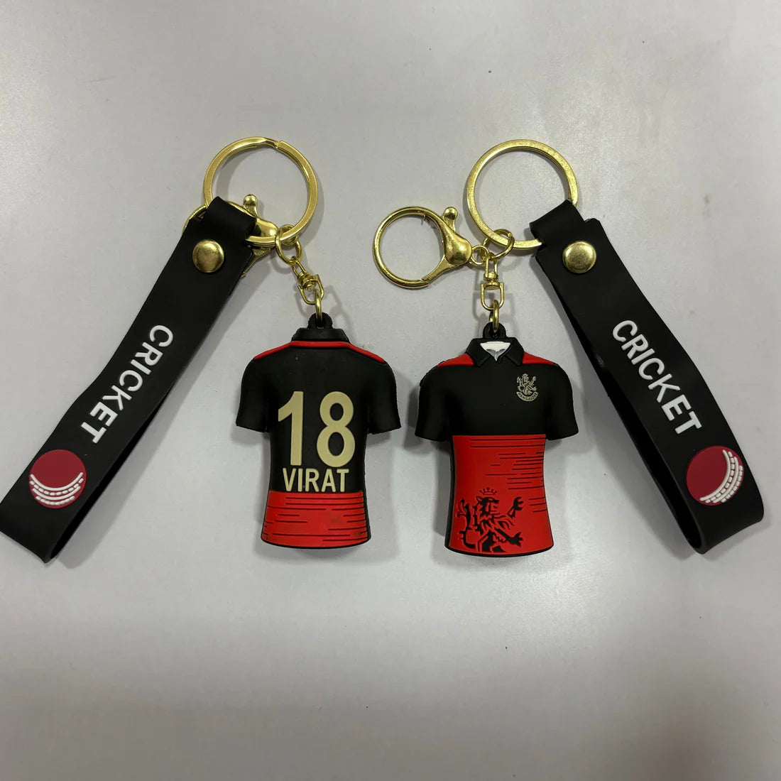 RCB Virat 18 Keychain – Premium IPL Fan Edition Collectible | AnimeLegacy