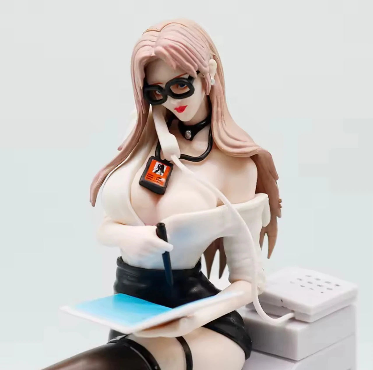 Mubco Personal Secretary Anime Figure – Cute Desktop Collectible Statue & Gift