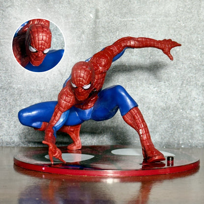 Marvel Comics Spider-Man Classic Suit Wall-Crawler Action Figure – Premium PVC Crouching Collectible Statue for Desk, Shelf & Display
