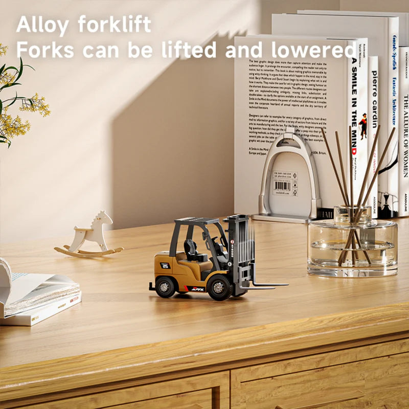 Engineering RC Forklift Truck – 2.4GHz Alloy Vehicle with LED Lights & Sound Remote & App Control