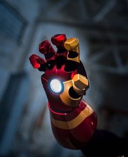 Iron Man MK42 Wearable Gauntlet – 1:1 Scale Voice & Remote Control Cosplay Arm | AnimeLegacy