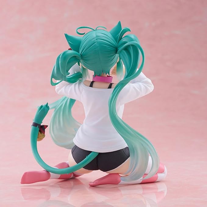 Hatsune Miku Cat Girl Sitting Figure – 10.5cm" Premium Anime PVC Collectible Statue