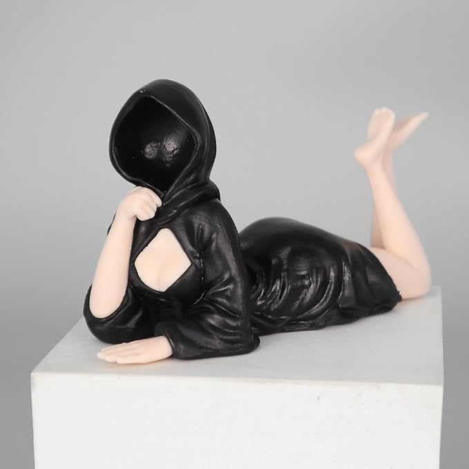 Faceless Hooded Lady Reclining Pose Figurine – 12cm Black Mystery Girl Statue for Home & Desk Décor