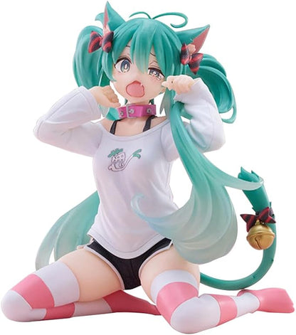 Hatsune Miku Cat Girl Sitting Figure – 10.5cm" Premium Anime PVC Collectible Statue