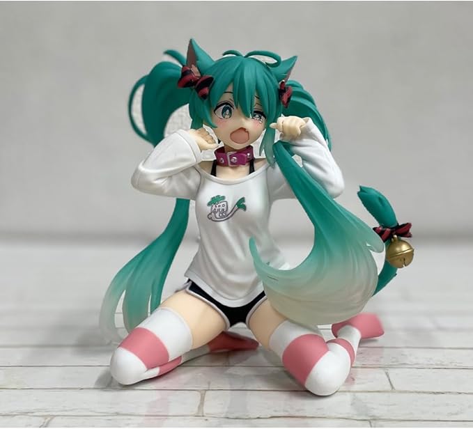 Hatsune Miku Cat Girl Sitting Figure – 10.5cm" Premium Anime PVC Collectible Statue