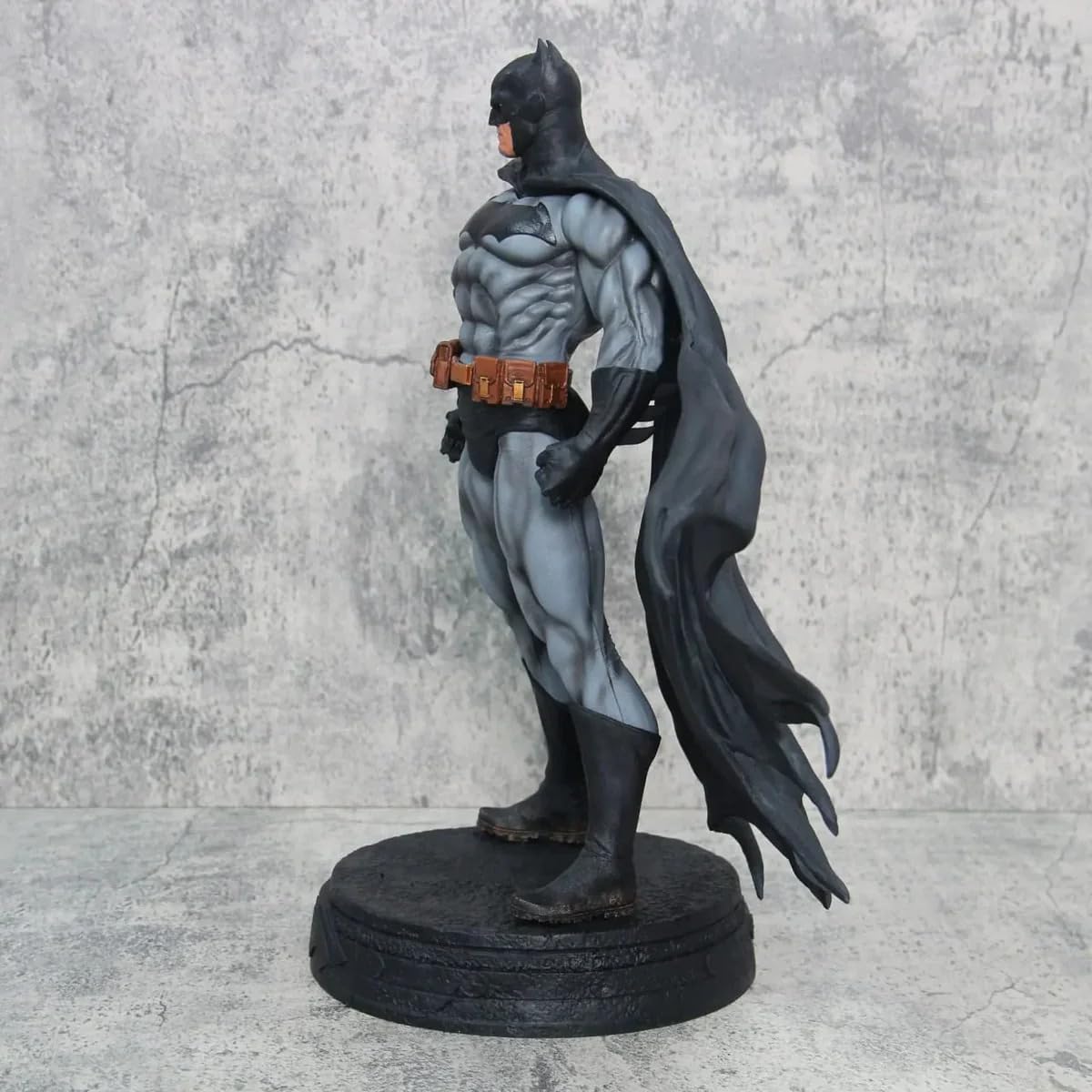 Batman Standing Premium Action Figure 38cm – Limited Edition Superhero Display Statue