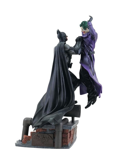 Batman vs Joker Showdown Statue – 30cm Premium PVC Collectible Figure