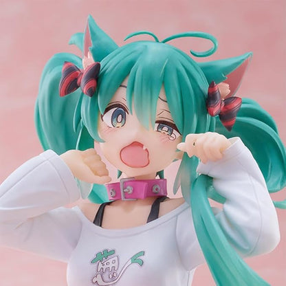 Hatsune Miku Cat Girl Sitting Figure – 10.5cm" Premium Anime PVC Collectible Statue
