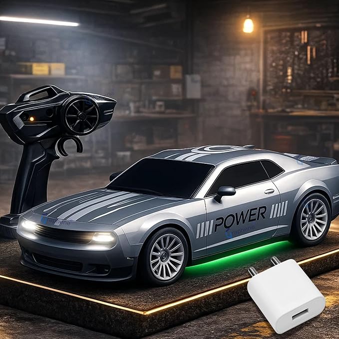 GRAPHENE 1:24 RC Drift Car – 4WD 20 km/h Remote Control Racing Car with LED Lights