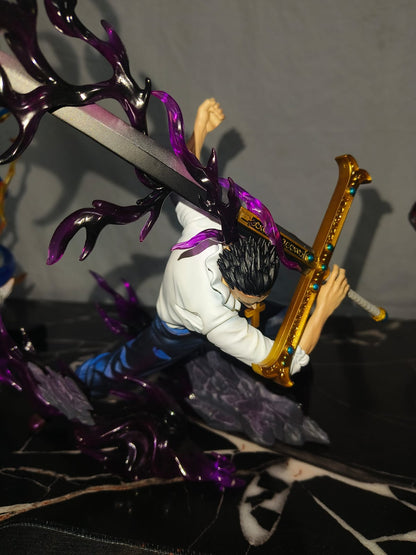 Dracule Mihawk “World’s Strongest Swordsman” Statue – One Piece Premium Anime Collectible