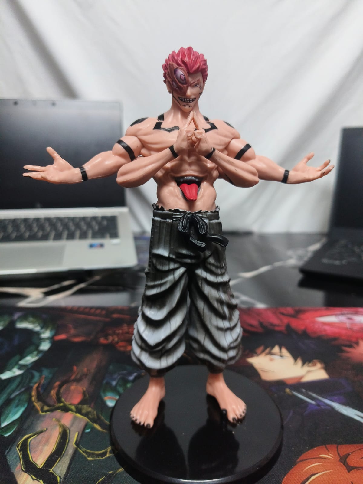 Jujutsu Kaisen Ryomen Sukuna Standing Figure – 20cm Premium Anime Collectible Statue