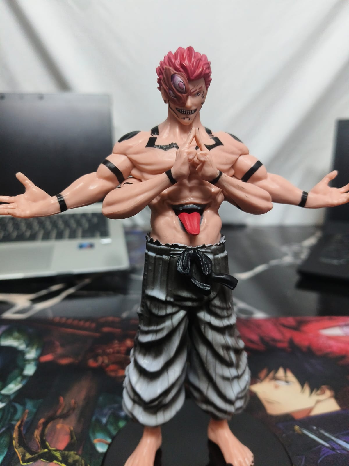 Jujutsu Kaisen Ryomen Sukuna Standing Figure – 20cm Premium Anime Collectible Statue