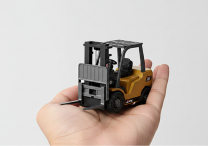 Engineering RC Forklift Truck – 2.4GHz Alloy Vehicle with LED Lights & Sound Remote & App Control