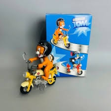 Jerry on Scooter Figure – 13cm Premium Tom & Jerry Collectible Statue (With Box)