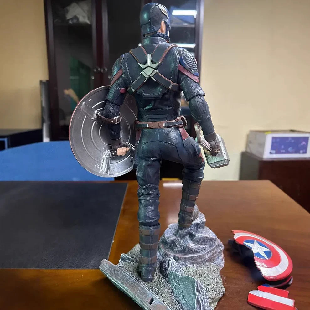 Captain America Endgame Deluxe Figurine 40cm – Premium Marvel Collector's Display Statue