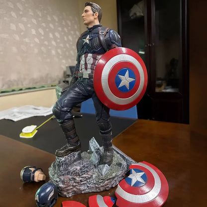 Captain America Endgame Deluxe Figurine 40cm – Premium Marvel Collector's Display Statue