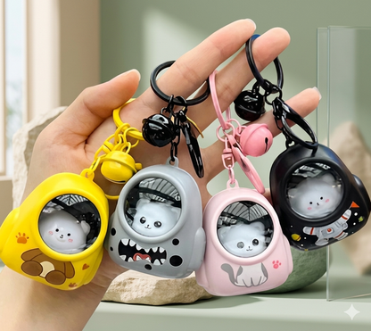 Cute Astronaut LED Light-Up Space Capsule Keychain – Starry Glow Bag Charm for Kids & Girls (Pack of 3, Random Color)