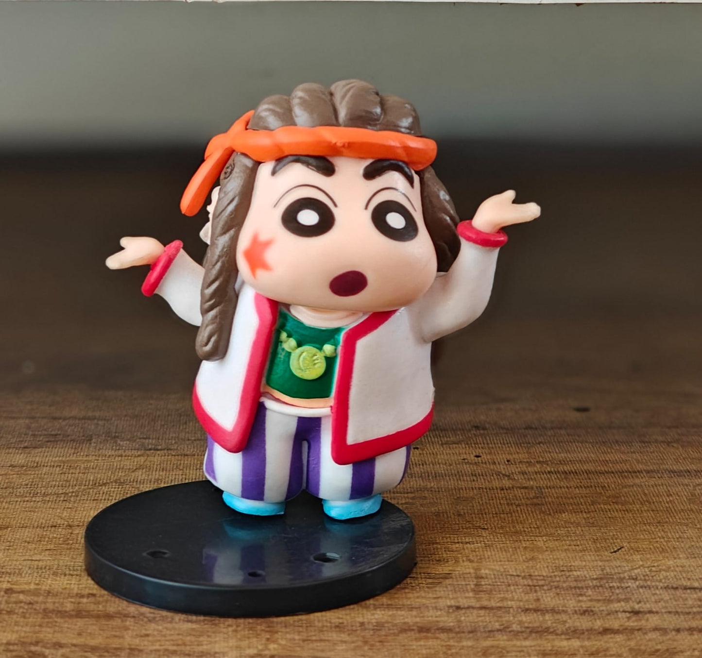 Crayon Shinchan Hippie Action Figure – Cute Anime Collectible Display Toy