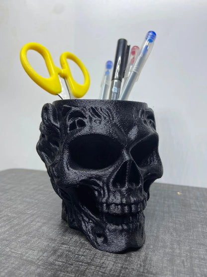 Wyn Vouge Skull Pen Stand – Black Plastic Desktop Organizer for Office & Study Table